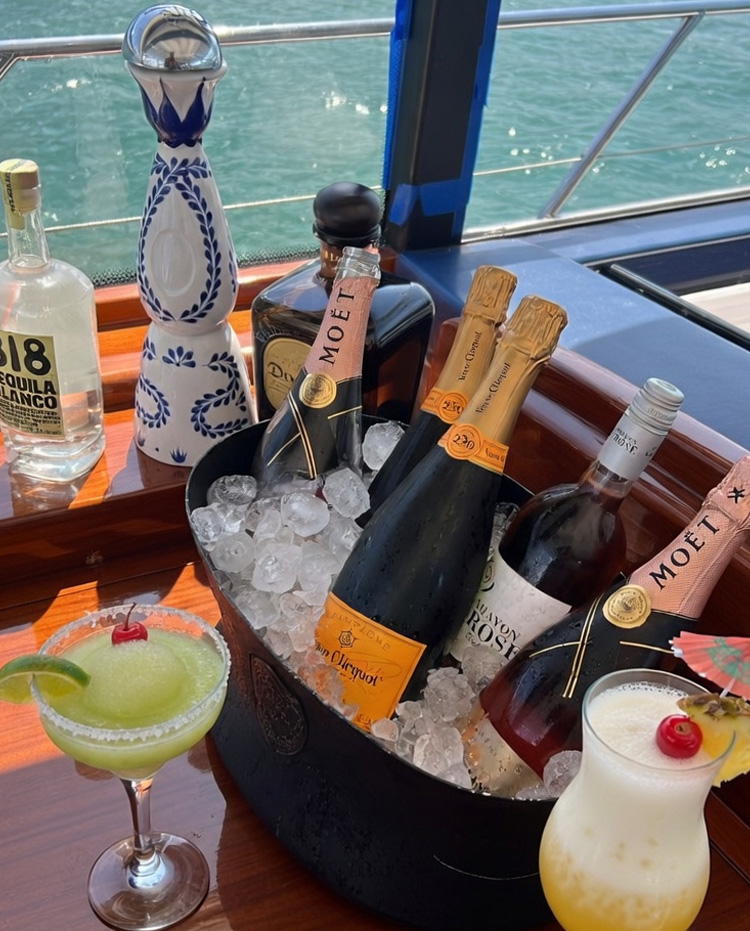 Open Premium Bar - Cabo San Lucas Yacht Rentals