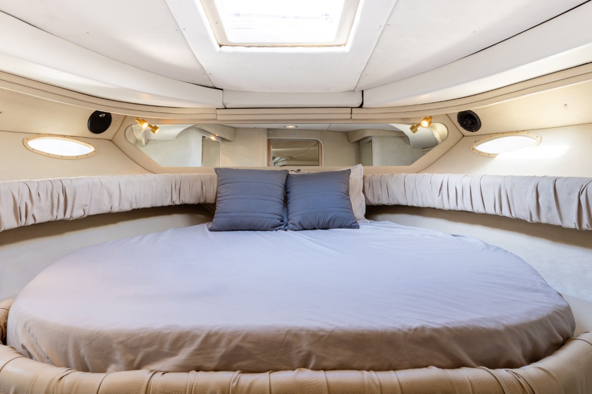 40' Sea Ray Yacht Victoria - Cabo San Lucas Yacht Rentals